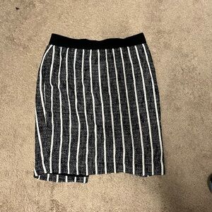 Ann Taylor navy and White Textured Pencil Skirt